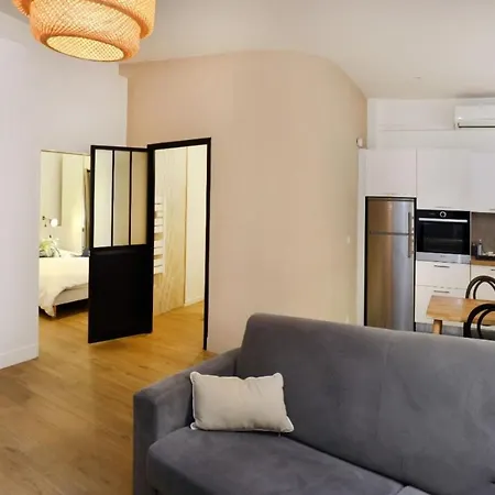 Elegant Et Lumineux Pour 4 Personnes A By Weekome Апартаменты